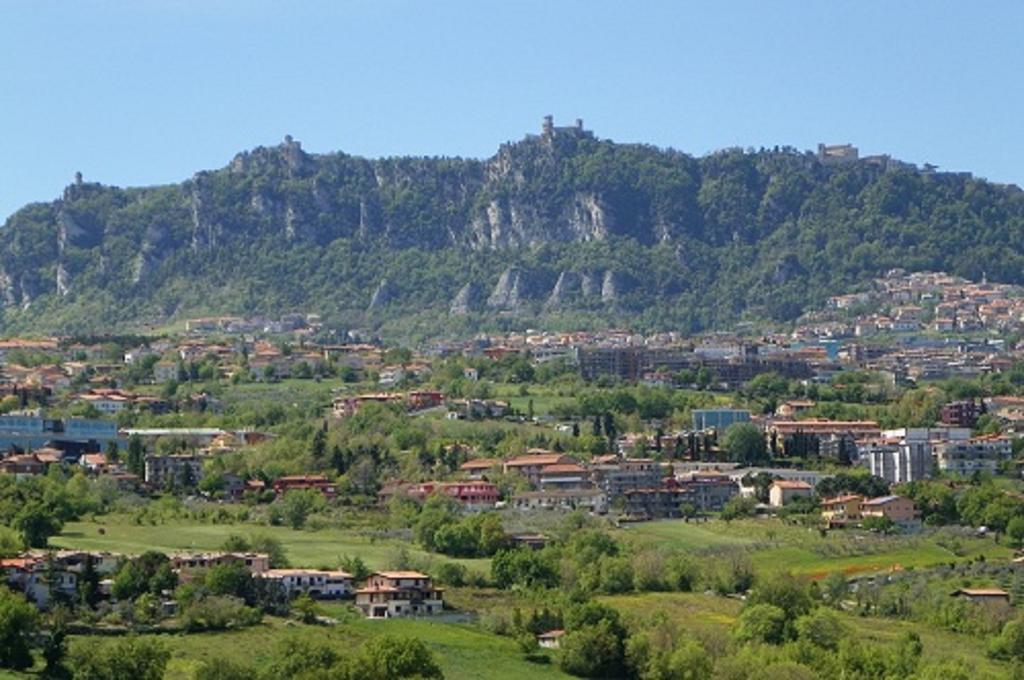 Villa Emma - L'Arte Dell'Accoglienza San Marino Ngoại thất bức ảnh